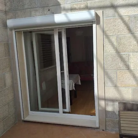 Tony Apartment